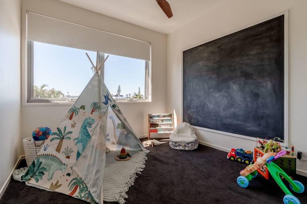 1/10 Nootka Court, BROADBEACH WATERS, QLD 4218