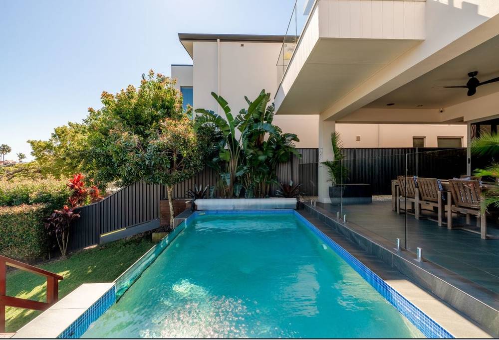 1/10 Nootka Court, BROADBEACH WATERS, QLD 4218