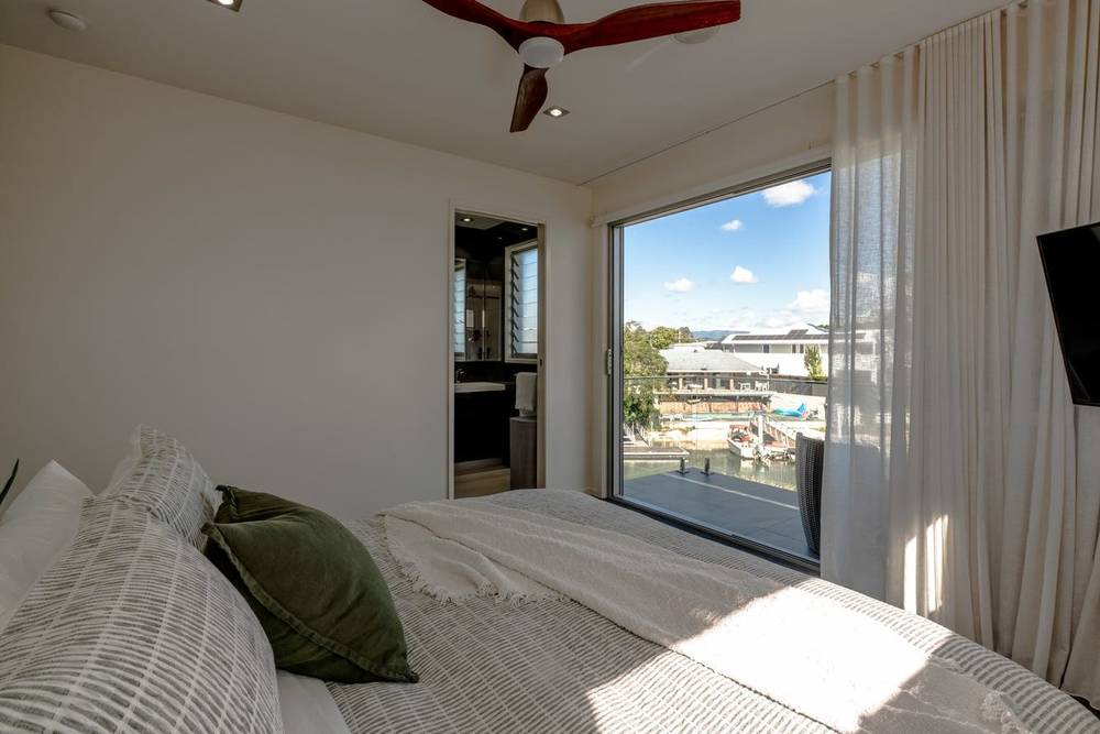 1/10 Nootka Court, BROADBEACH WATERS, QLD 4218