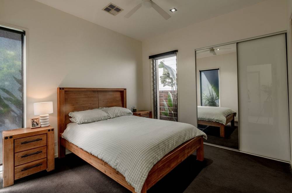 1/10 Nootka Court, BROADBEACH WATERS, QLD 4218