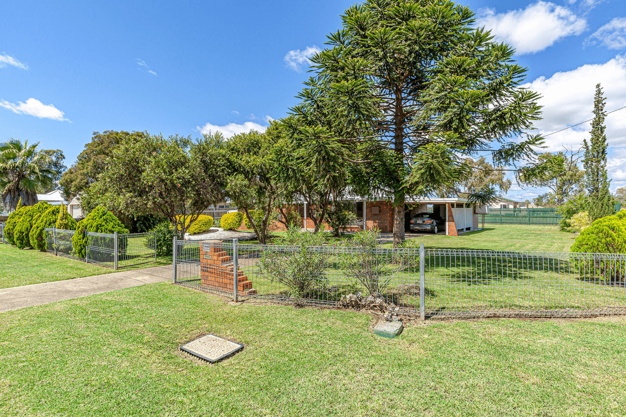 29 Cunliffe Street, OAKEY, QLD 4401