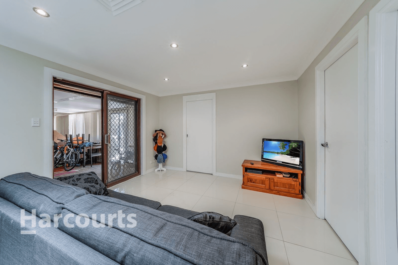 4 Grose Place, Ruse, NSW 2560