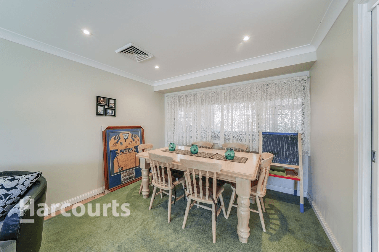 4 Grose Place, Ruse, NSW 2560