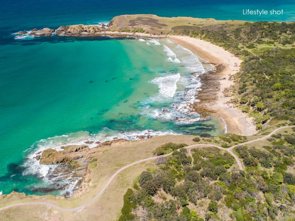 35 Fishermans Drive,Emerald Beach, NSW 2456
