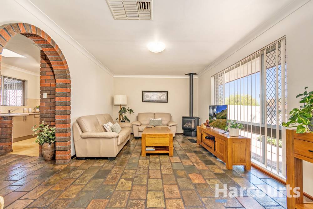 13 Hudson Avenue, GIRRAWHEEN, WA 6064