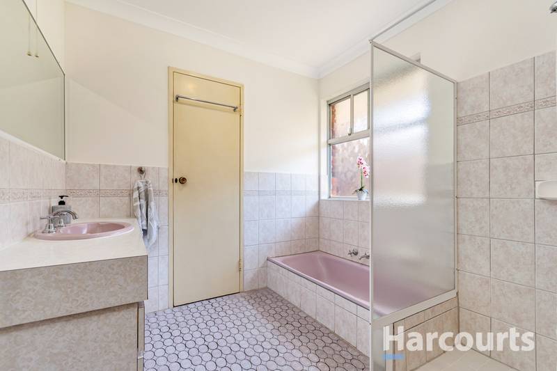 13 Hudson Avenue, GIRRAWHEEN, WA 6064