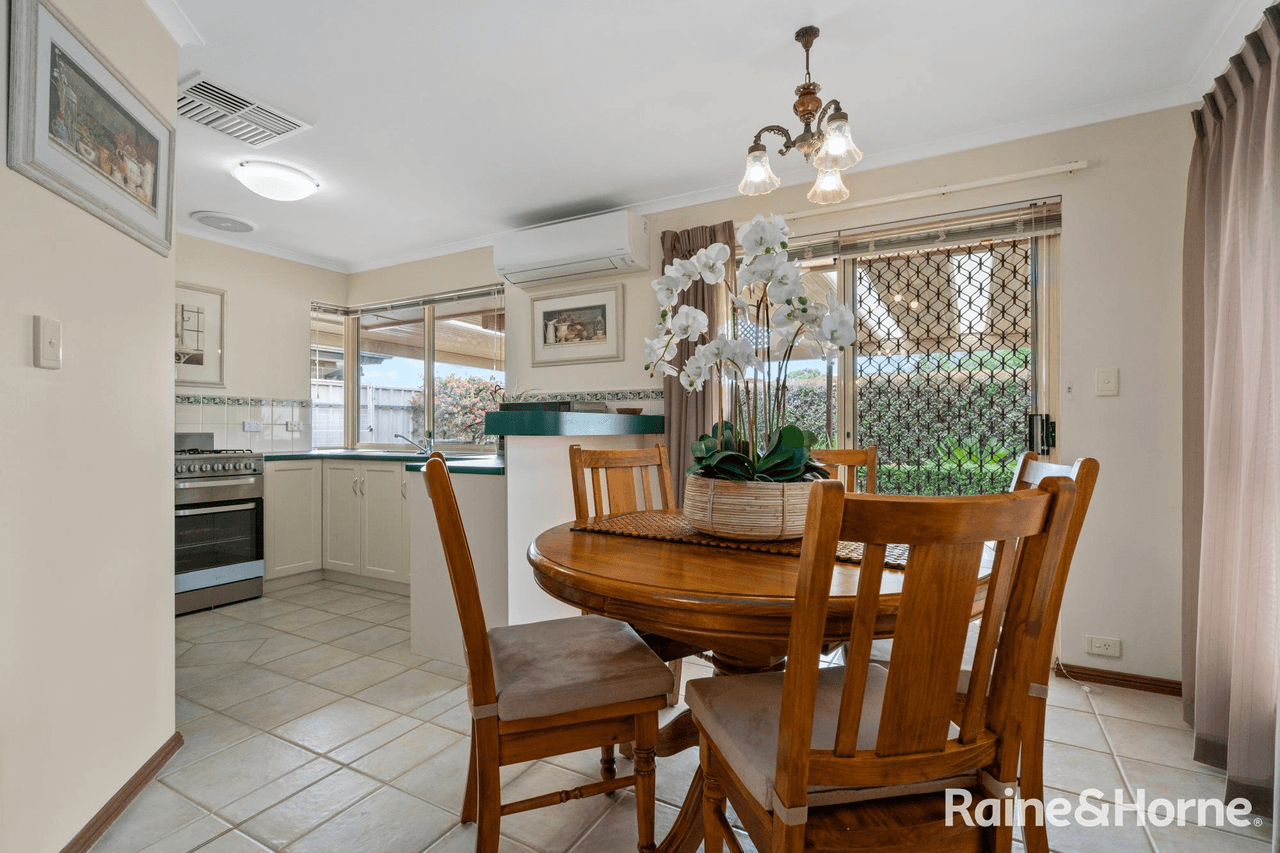 8 Zabica Avenue, WOODCROFT, SA 5162