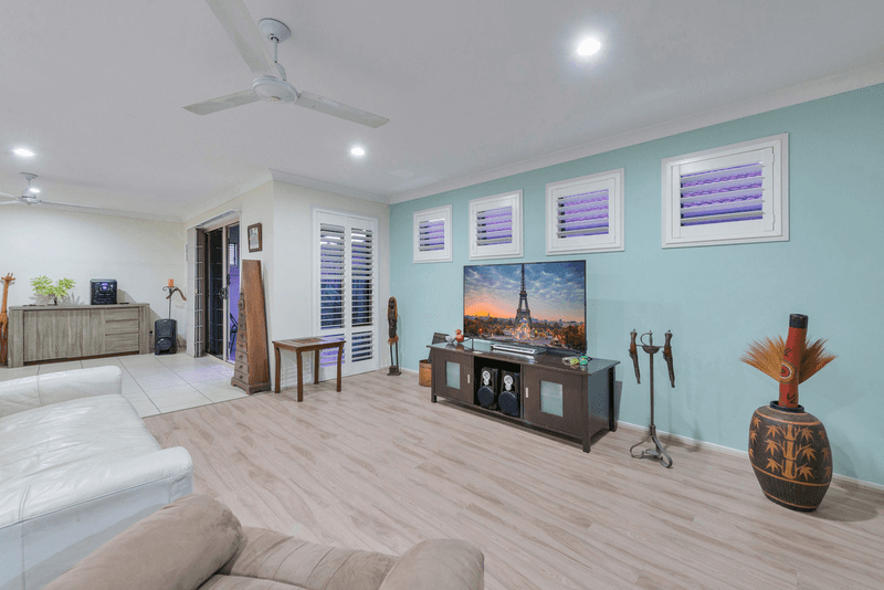 60 Charlton Crescent, Ormeau, QLD 4208