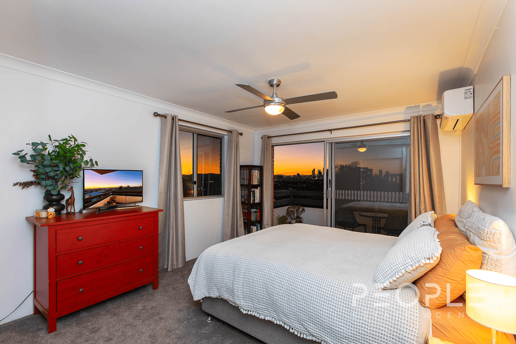 6/235 Cavendish Road, Coorparoo, QLD 4151