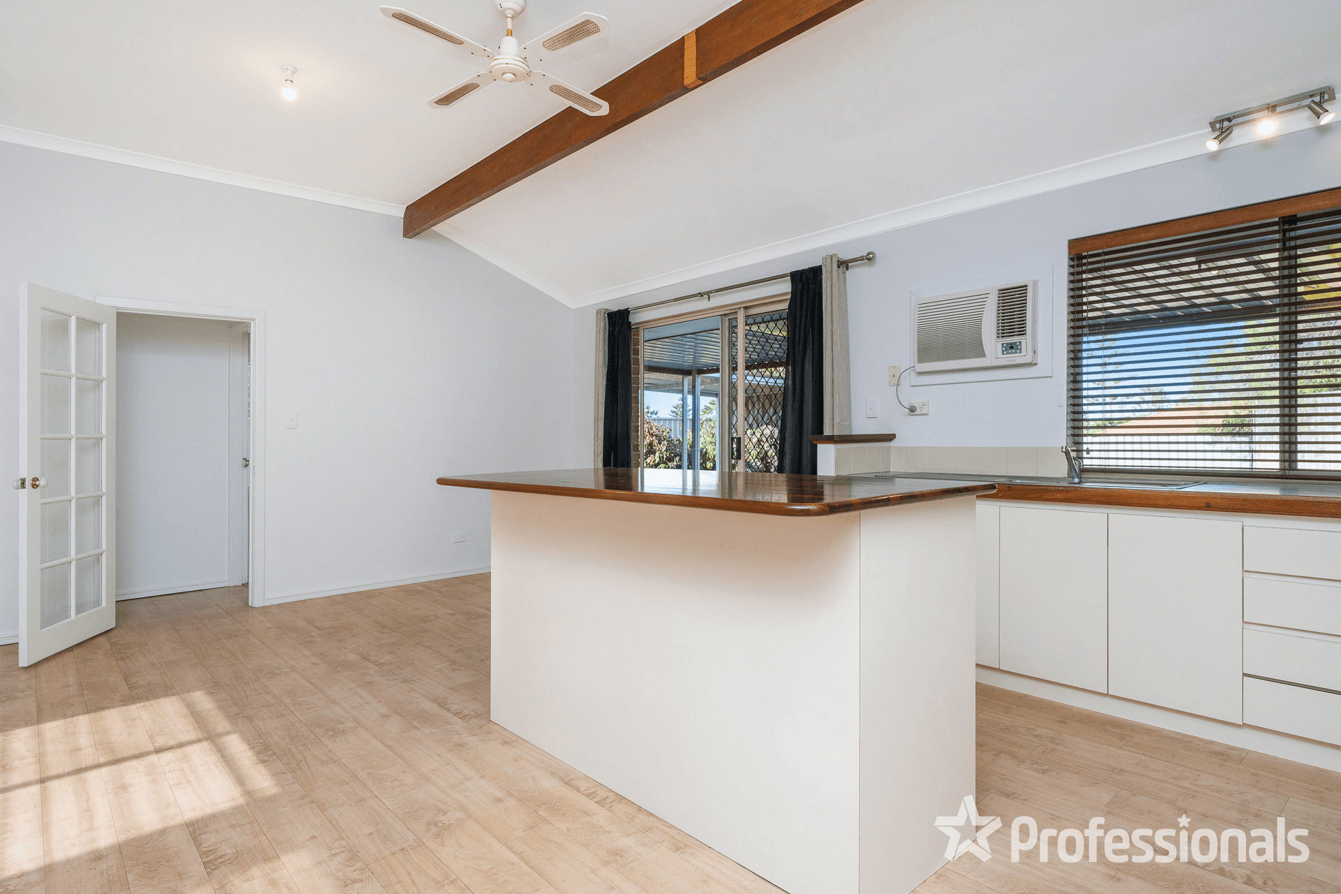 12 Longridge Rise, QUINNS ROCKS, WA 6030