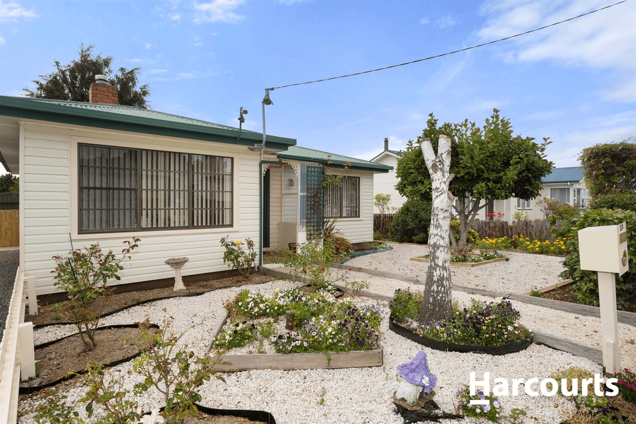 58 East Barrack Street, Deloraine, TAS 7304