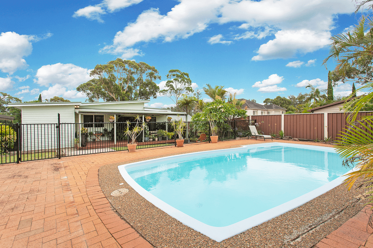 64 Gwawley Pde, Miranda, NSW 2228