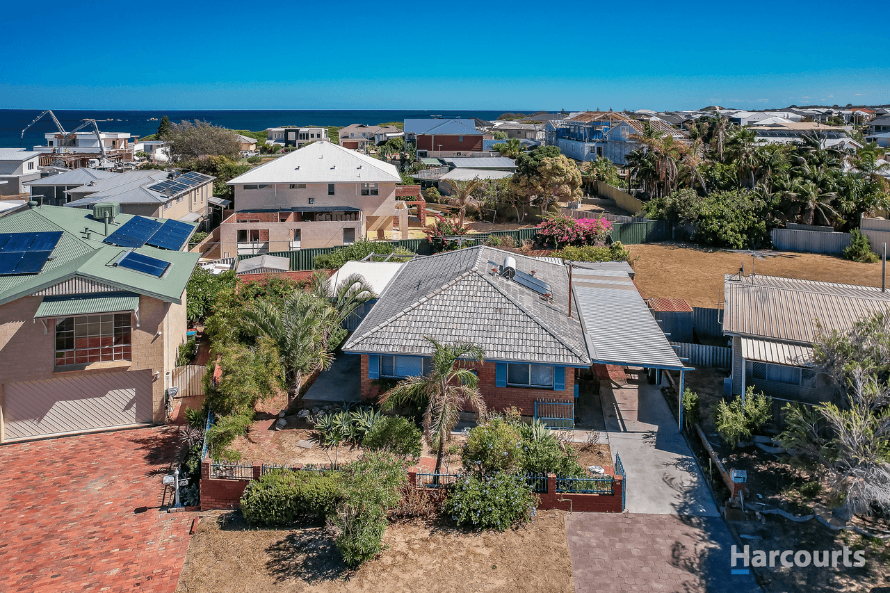 12 First Avenue, BURNS BEACH, WA 6028