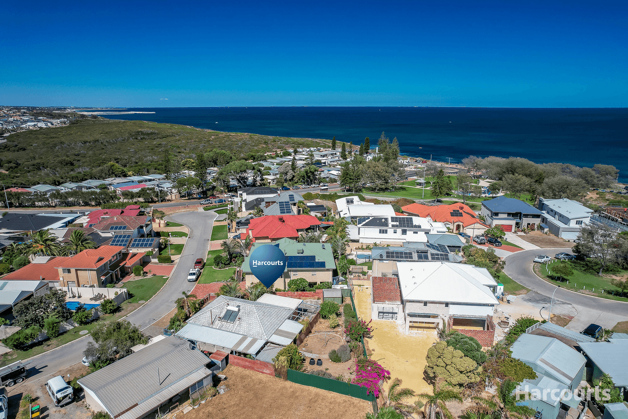 12 First Avenue, BURNS BEACH, WA 6028