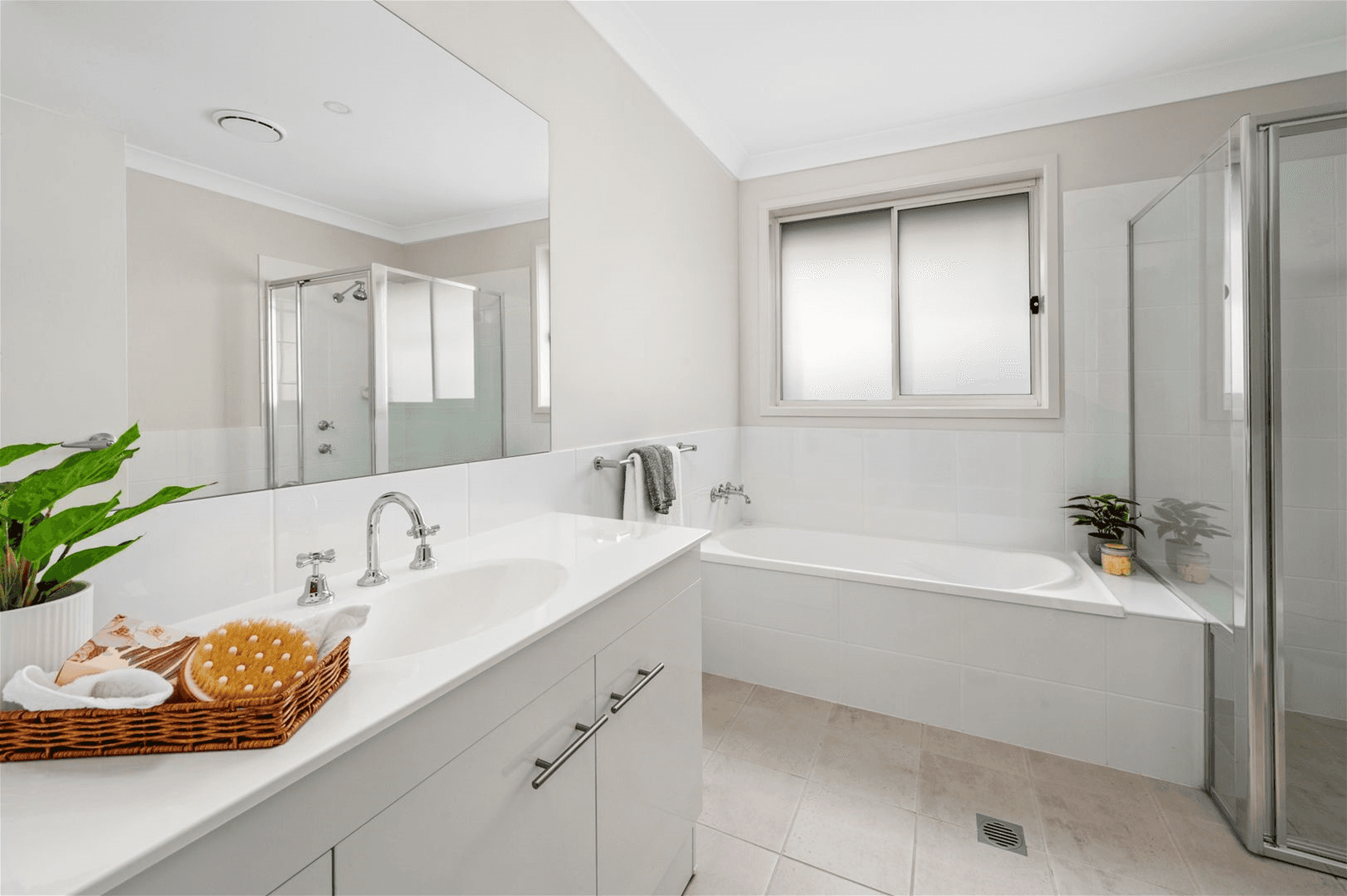 224 Ghost Gum Street, BERKELEY VALE, NSW 2261