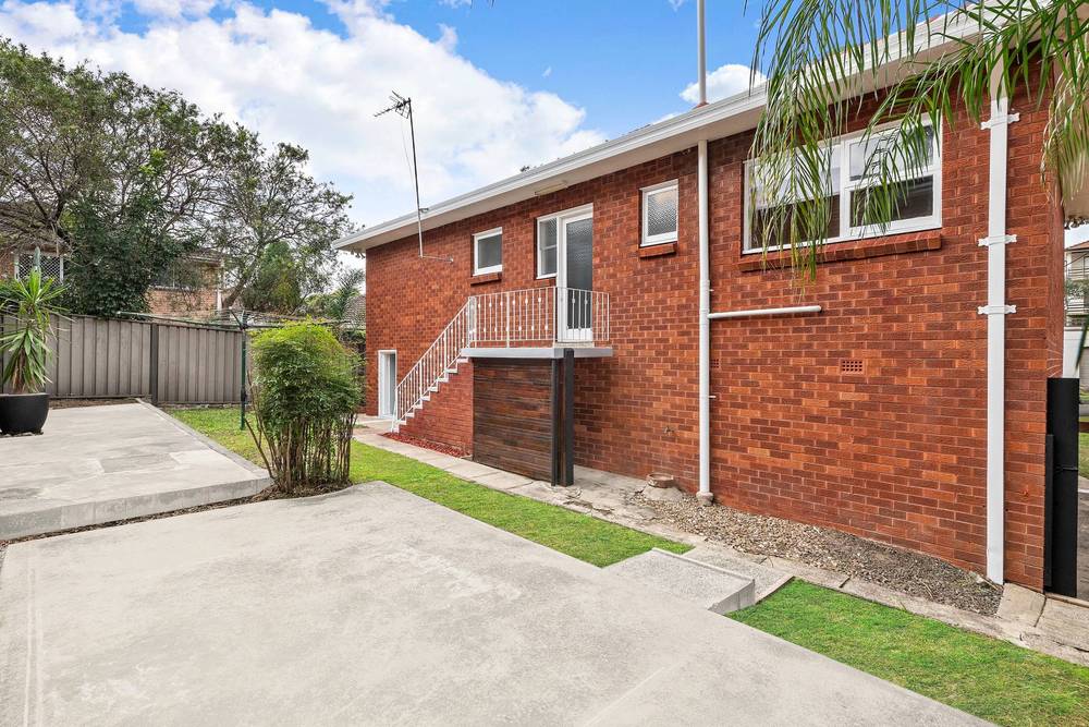 24A Connemarra Street, Bexley, NSW 2207