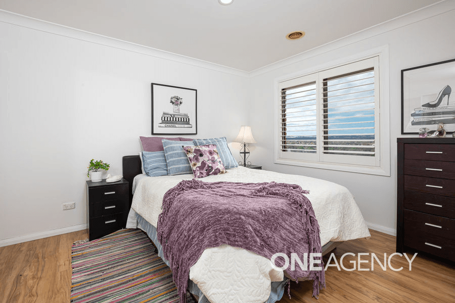 34 HENWOOD AVENUE, KOORINGAL, NSW 2650