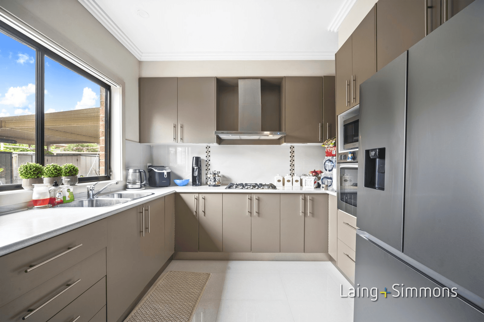 138 Roberts Rd, GREENACRE, NSW 2190