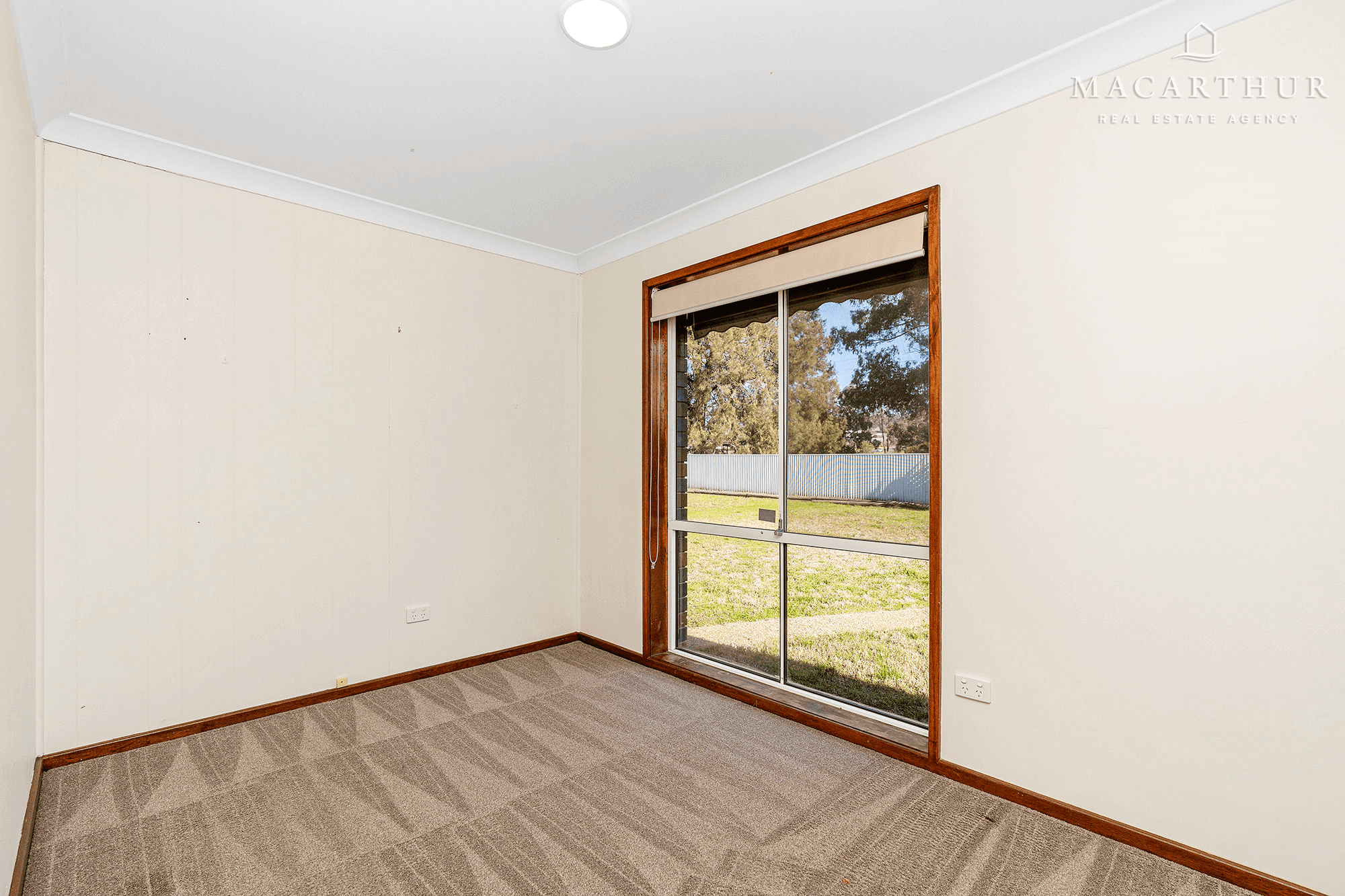 97 Dalkeith Avenue, Lake Albert, NSW 2650