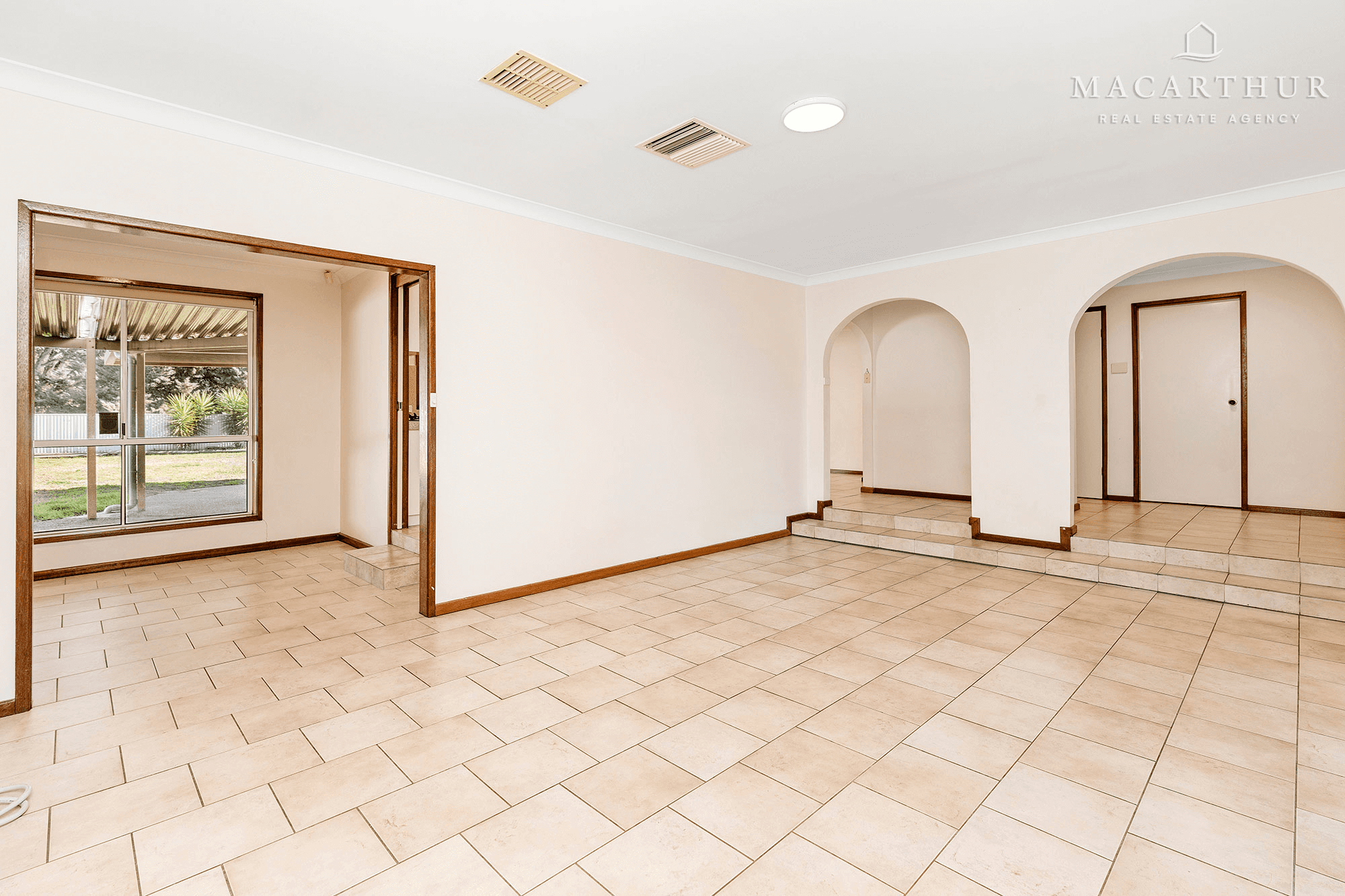 97 Dalkeith Avenue, Lake Albert, NSW 2650