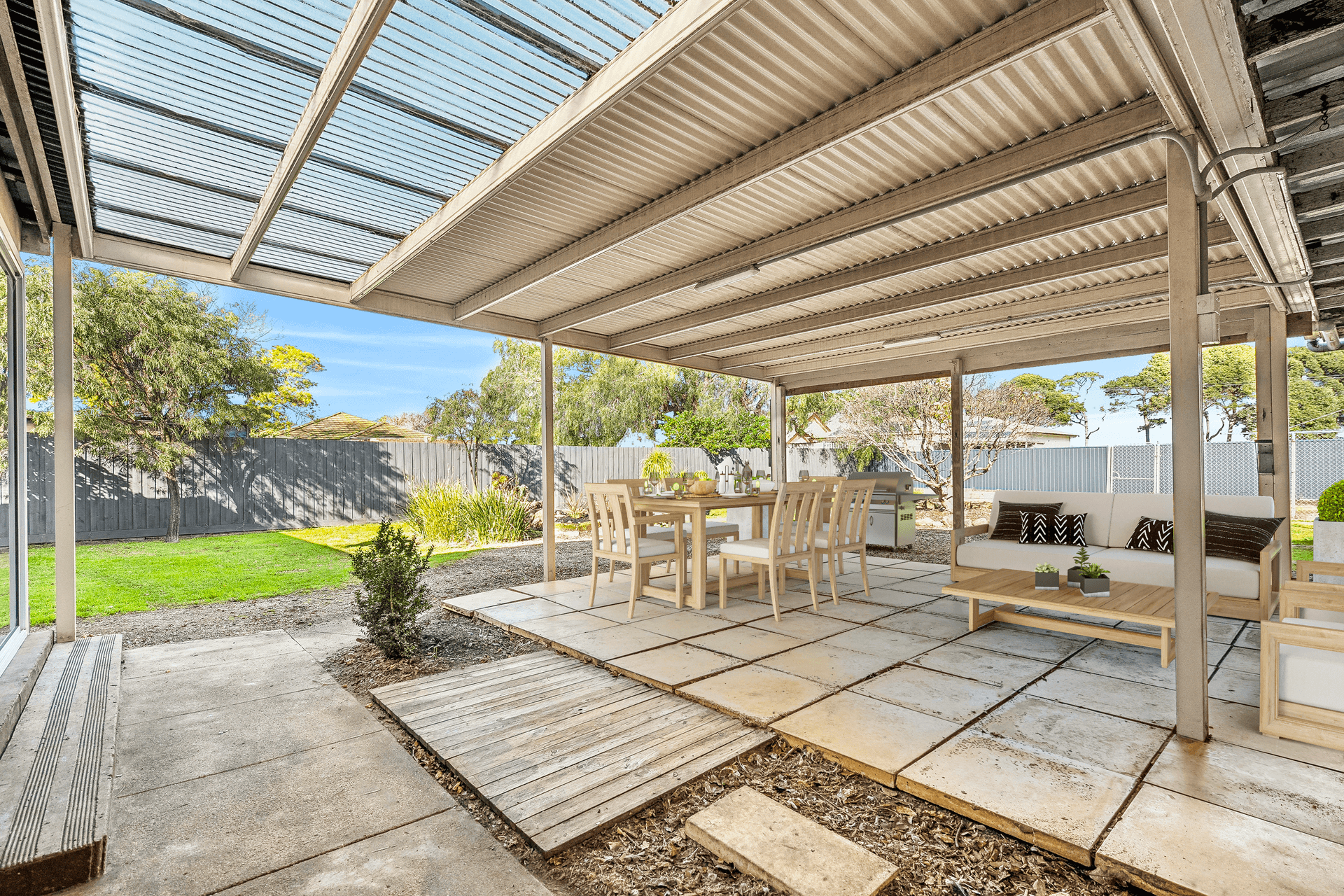 24 Pine Avenue, North Shore, VIC 3214