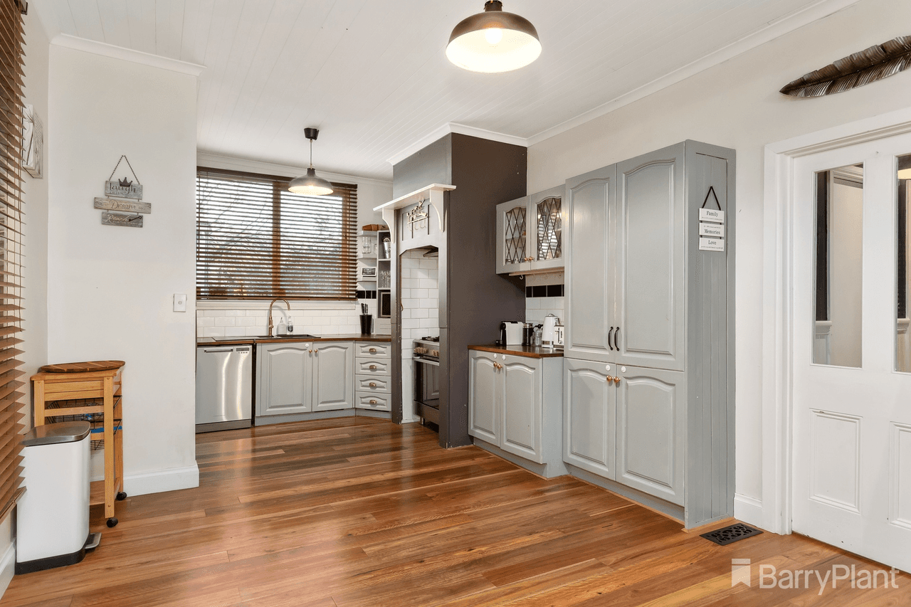 29 Lisheen Road, COCKATOO, VIC 3781