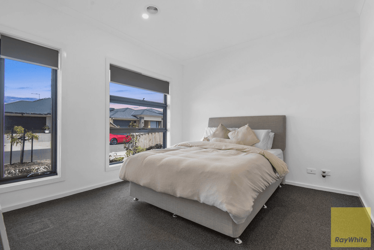 12 Petrolo Street, TRUGANINA, VIC 3029