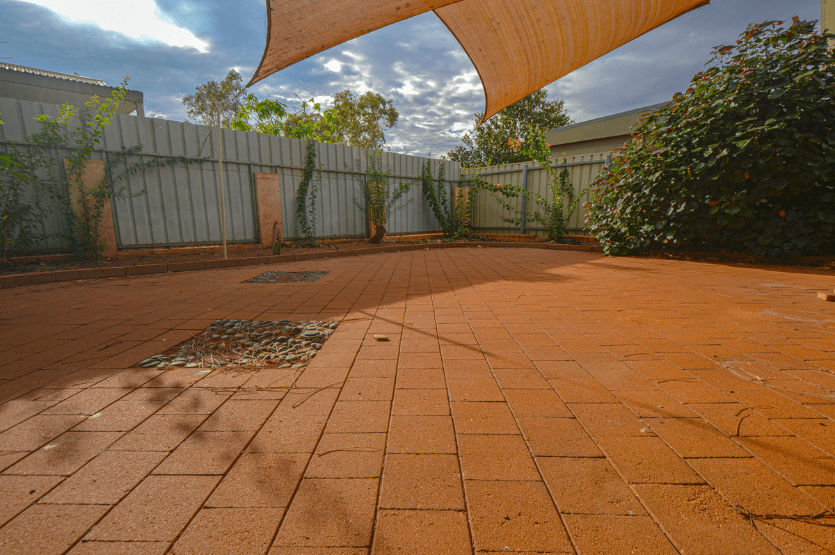 8 Hedditch Street, South Hedland, WA 6722