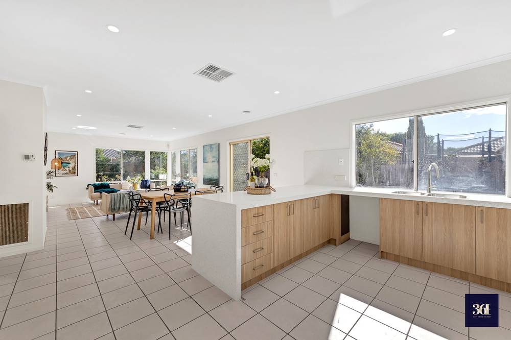 19 Breton Drive, Hoppers Crossing, VIC 3029