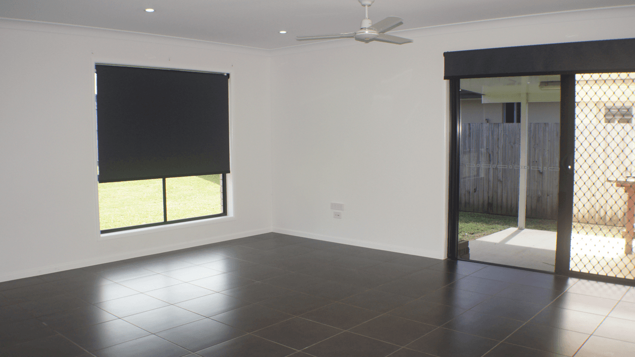 8 Fitzpatrick Street, WALKERSTON, QLD 4751