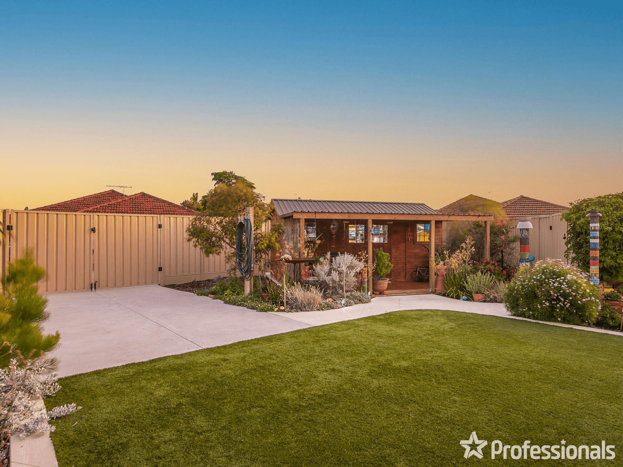 17 Maverick Promenade, SHOALWATER, WA 6169