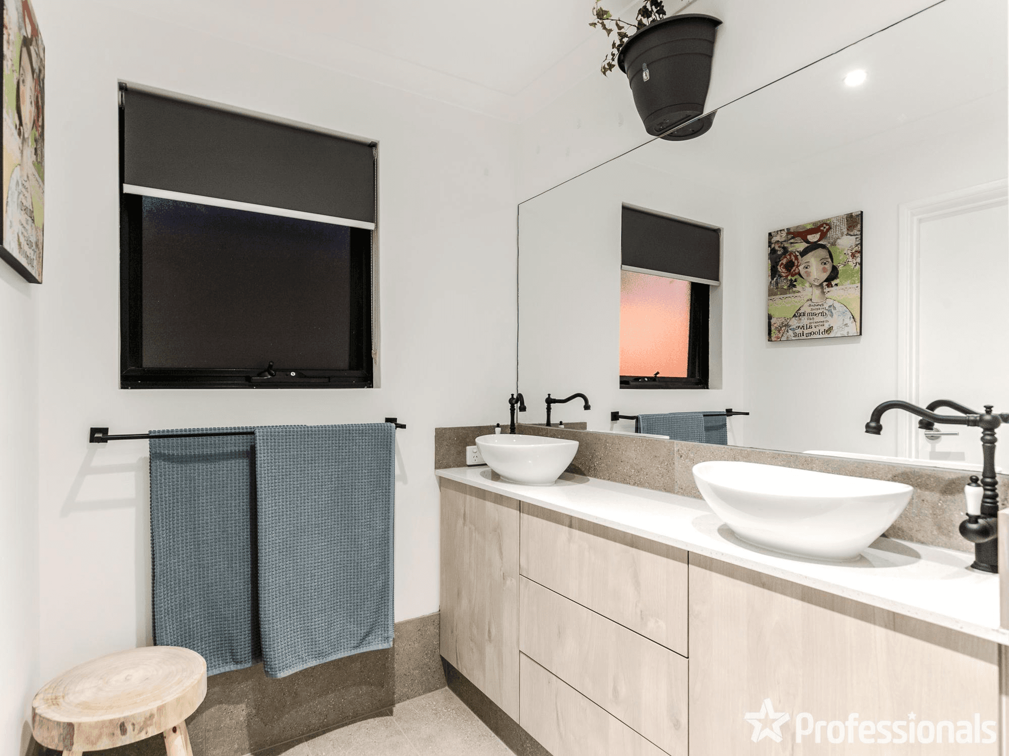 17 Maverick Promenade, SHOALWATER, WA 6169