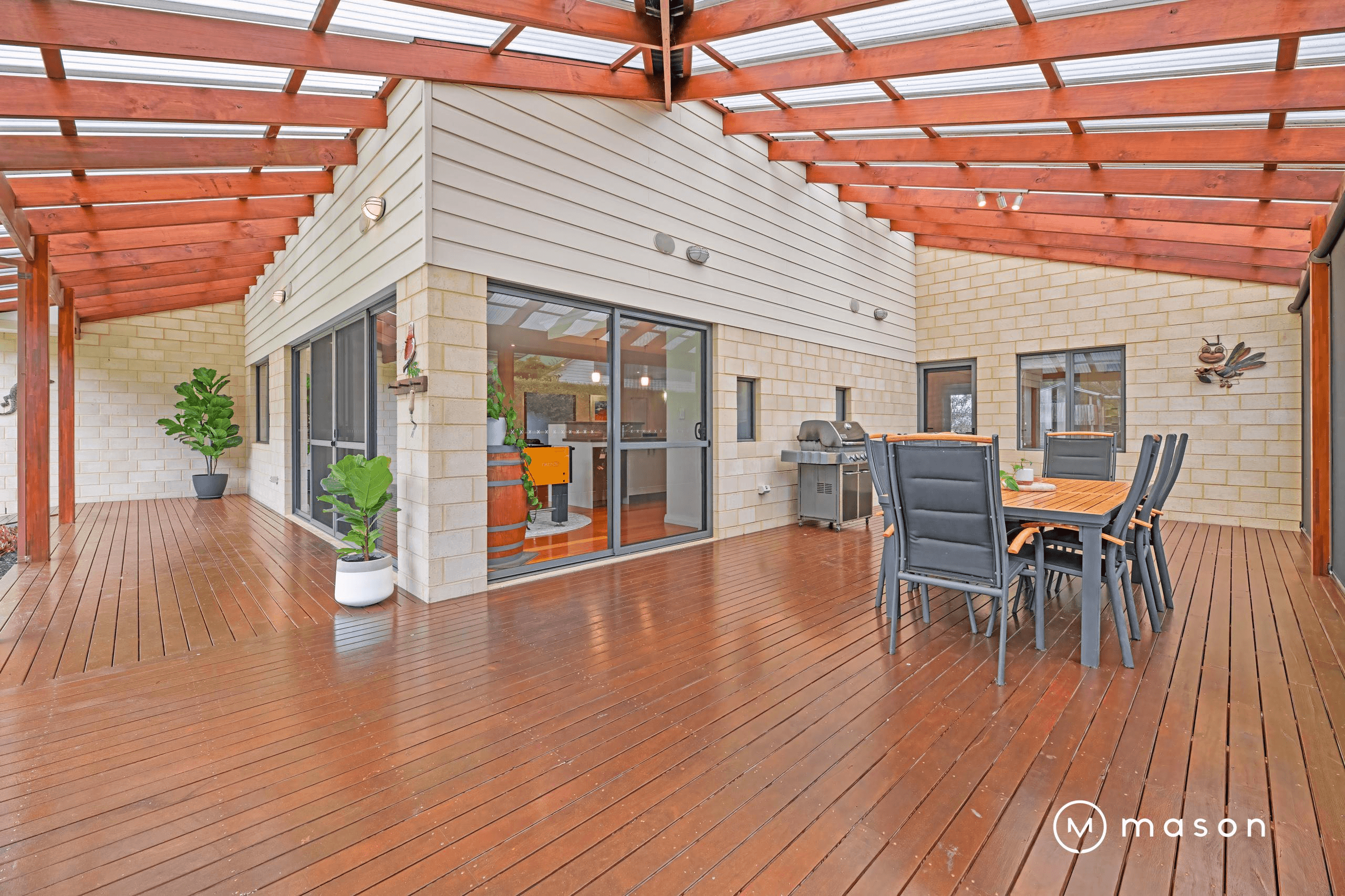 7 Albert Street, LITTLE GROVE, WA 6330