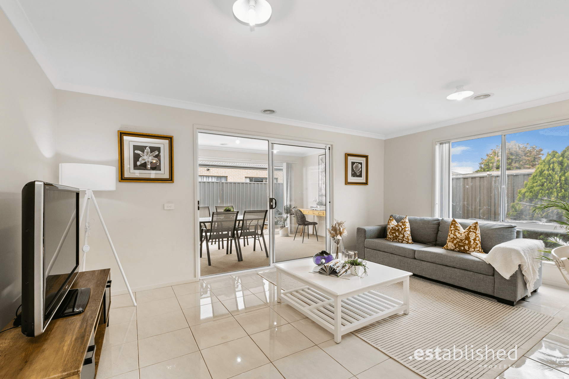 36 Kinglake Drive, MANOR LAKES, VIC 3024