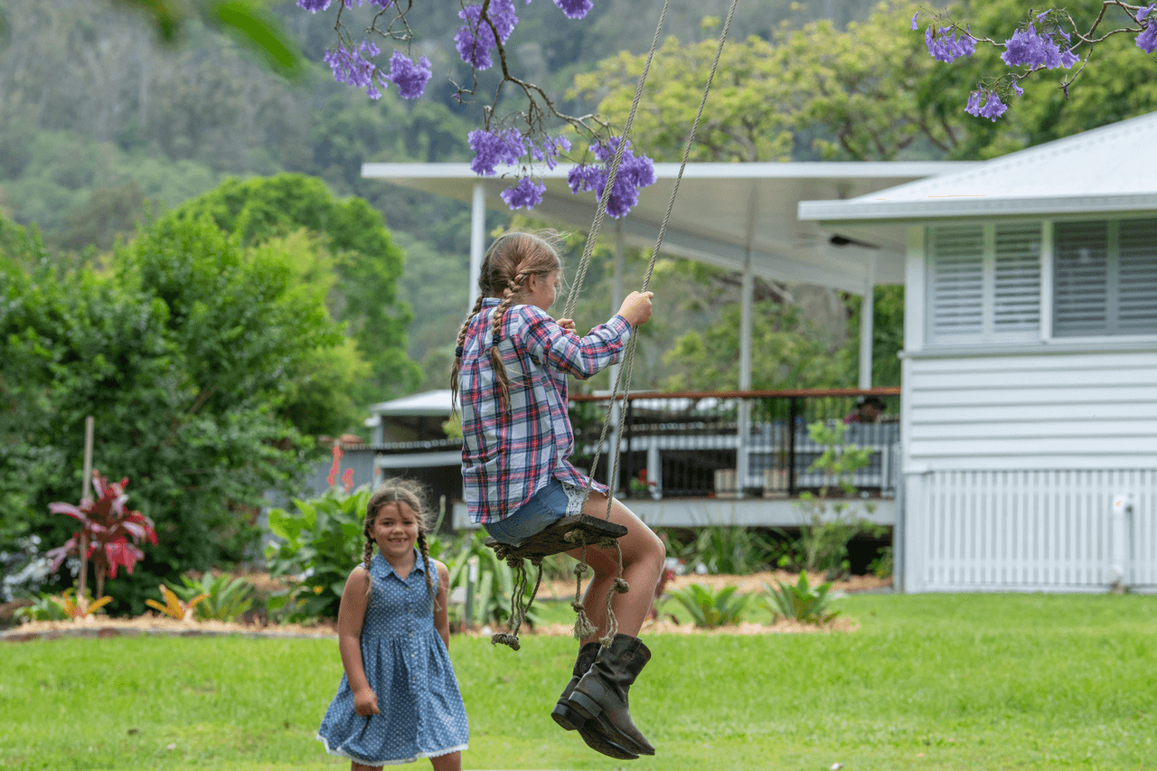 209 Booloumba Creek Road, CAMBROON, QLD 4552