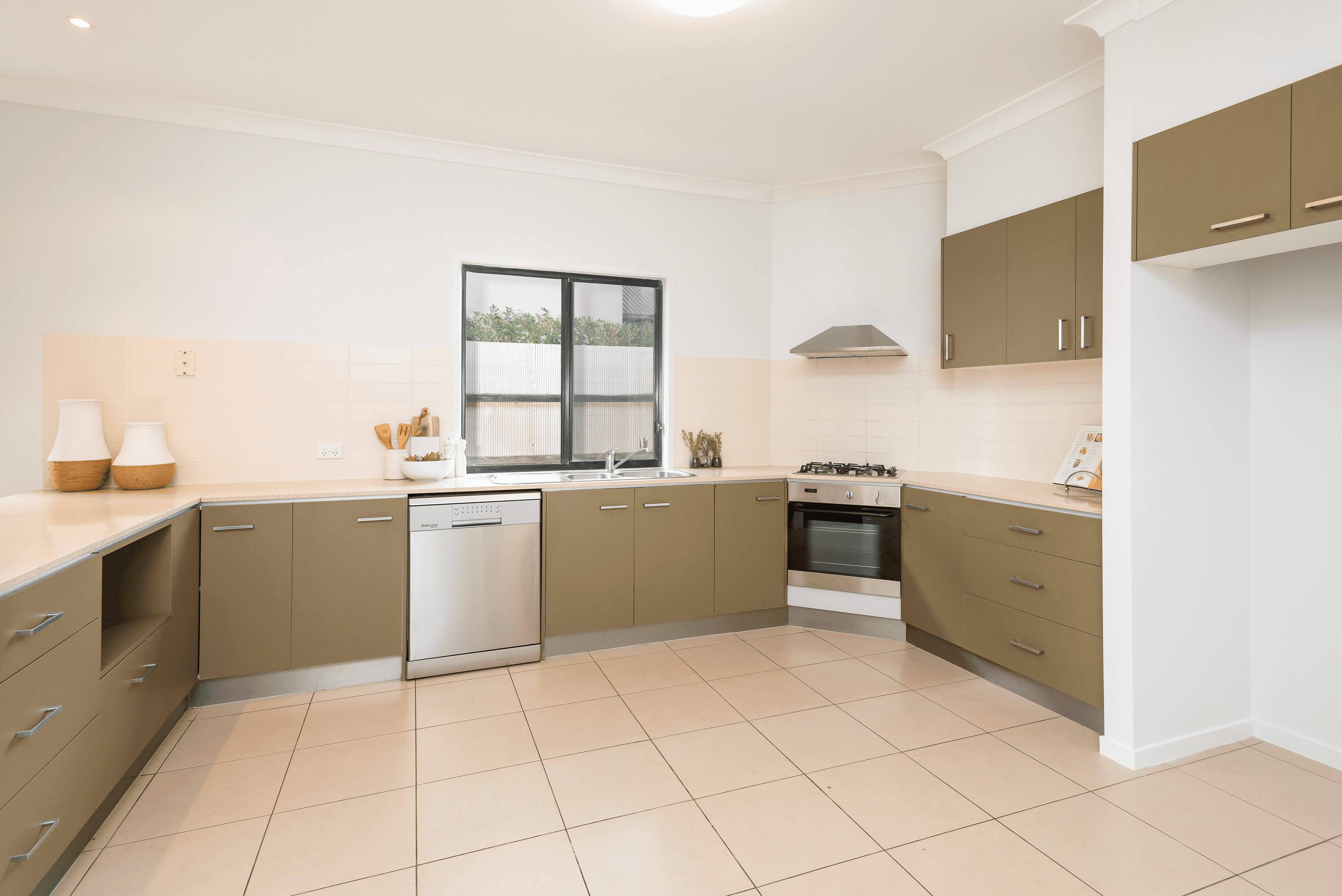 74/19 Santa Barbara Road, HOPE ISLAND, QLD 4212