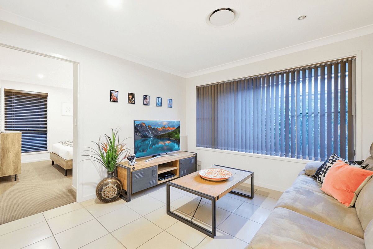 44 Stoney Creek Circuit, Ormeau, QLD 4208