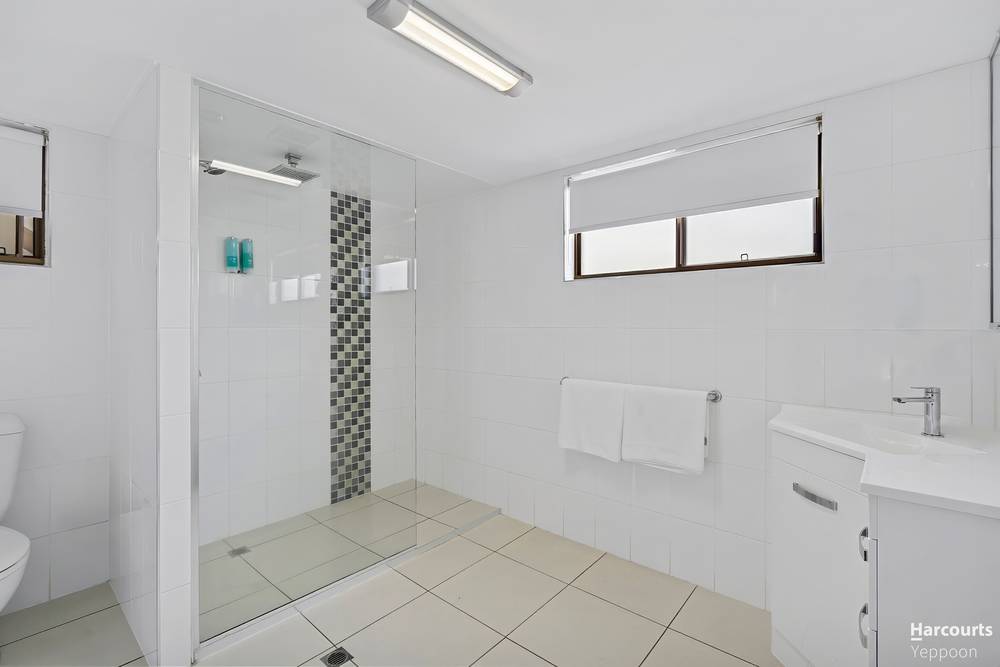 6/100 Scenic Highway, LAMMERMOOR, QLD 4703