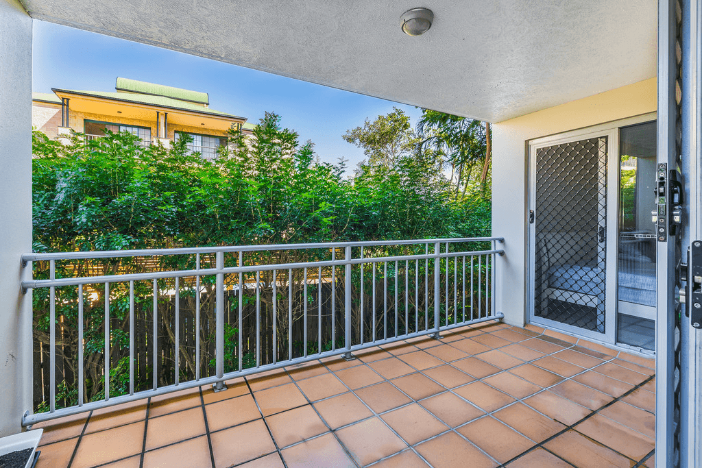 1/160 High Street, SOUTHPORT, QLD 4215