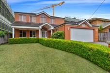 6 Auburn Street, POINT FREDERICK, NSW 2250