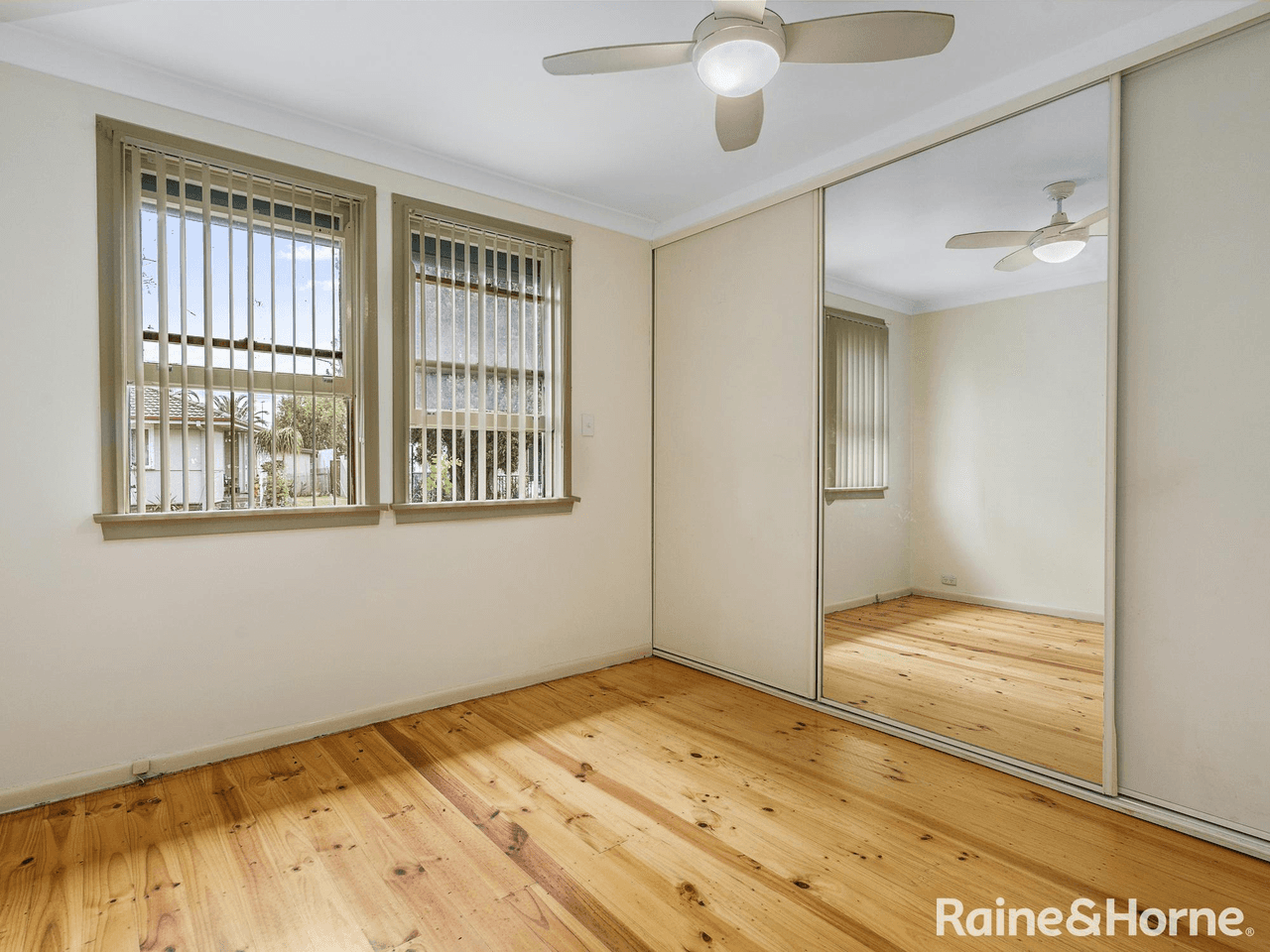 23  Lamont Place, CARTWRIGHT, NSW 2168