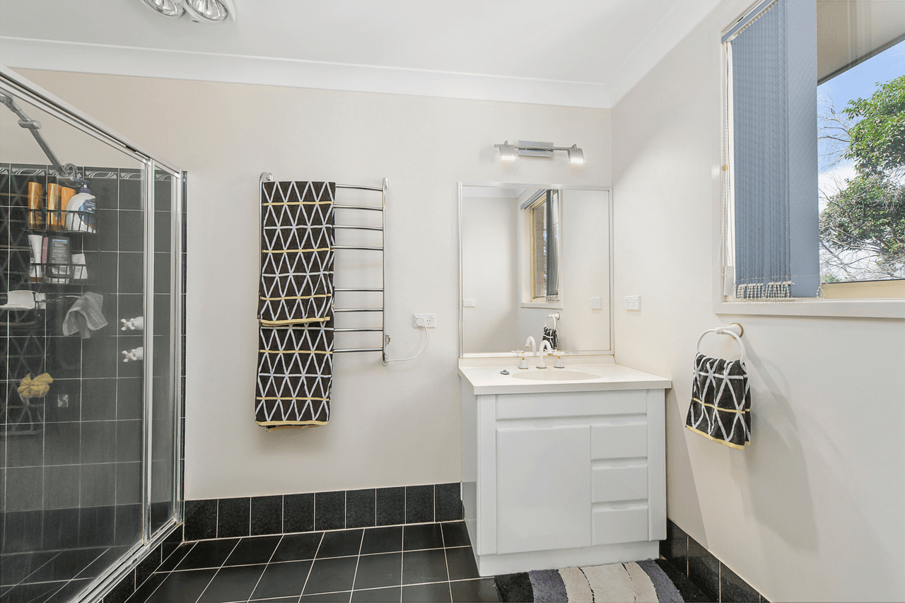 4 Coucal Close, PORT MACQUARIE, NSW 2444