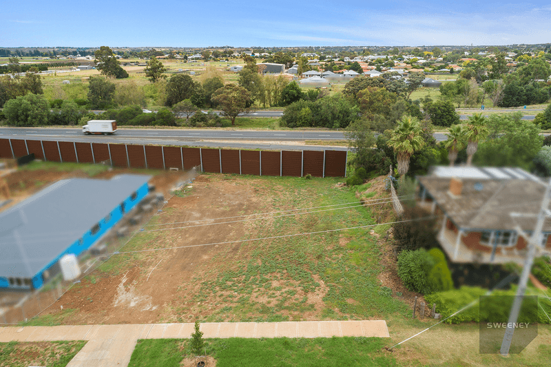 9D Holts Lane, Darley, VIC 3340