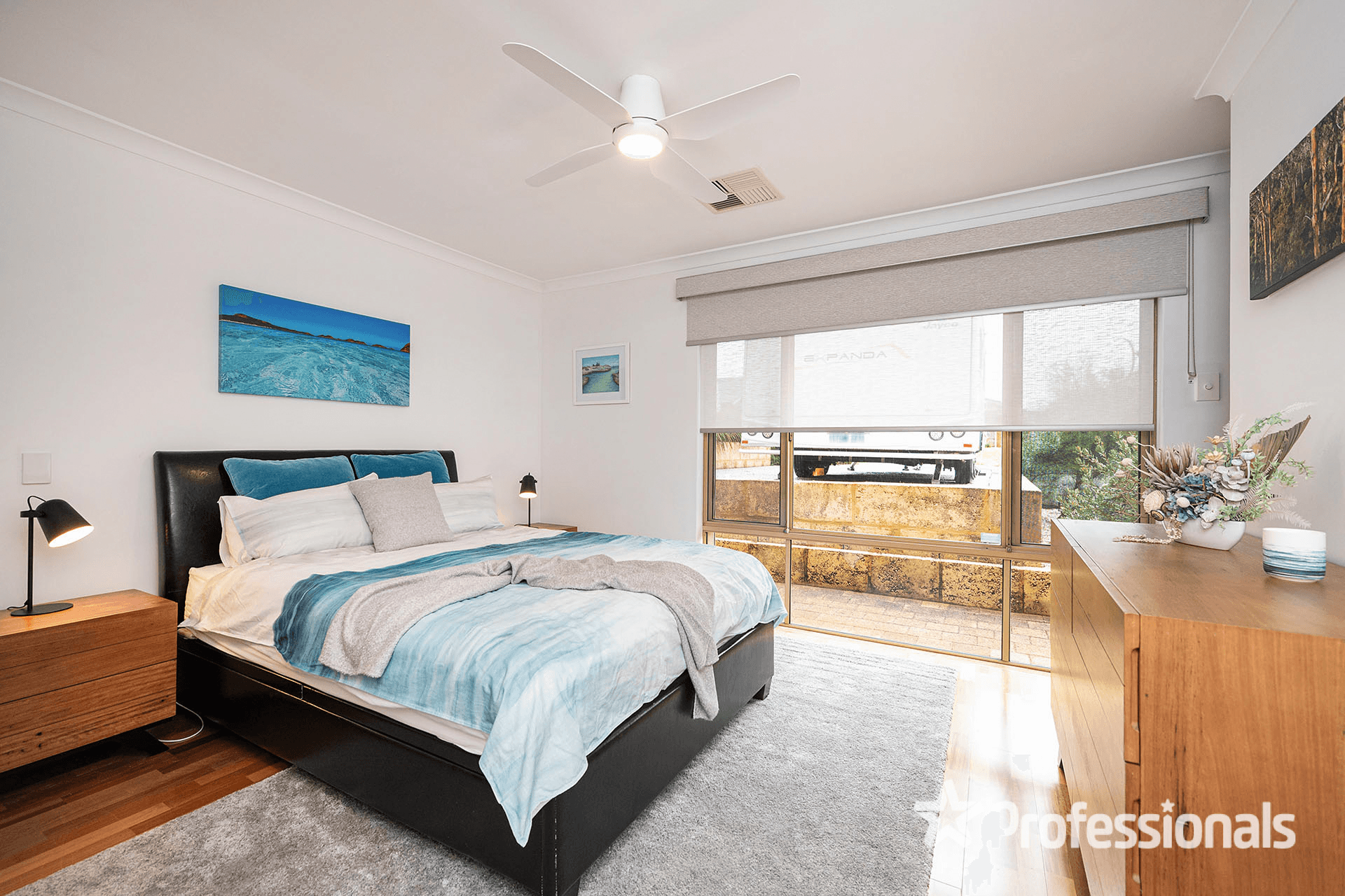 24 Dalton Crescent, KINGSLEY, WA 6026