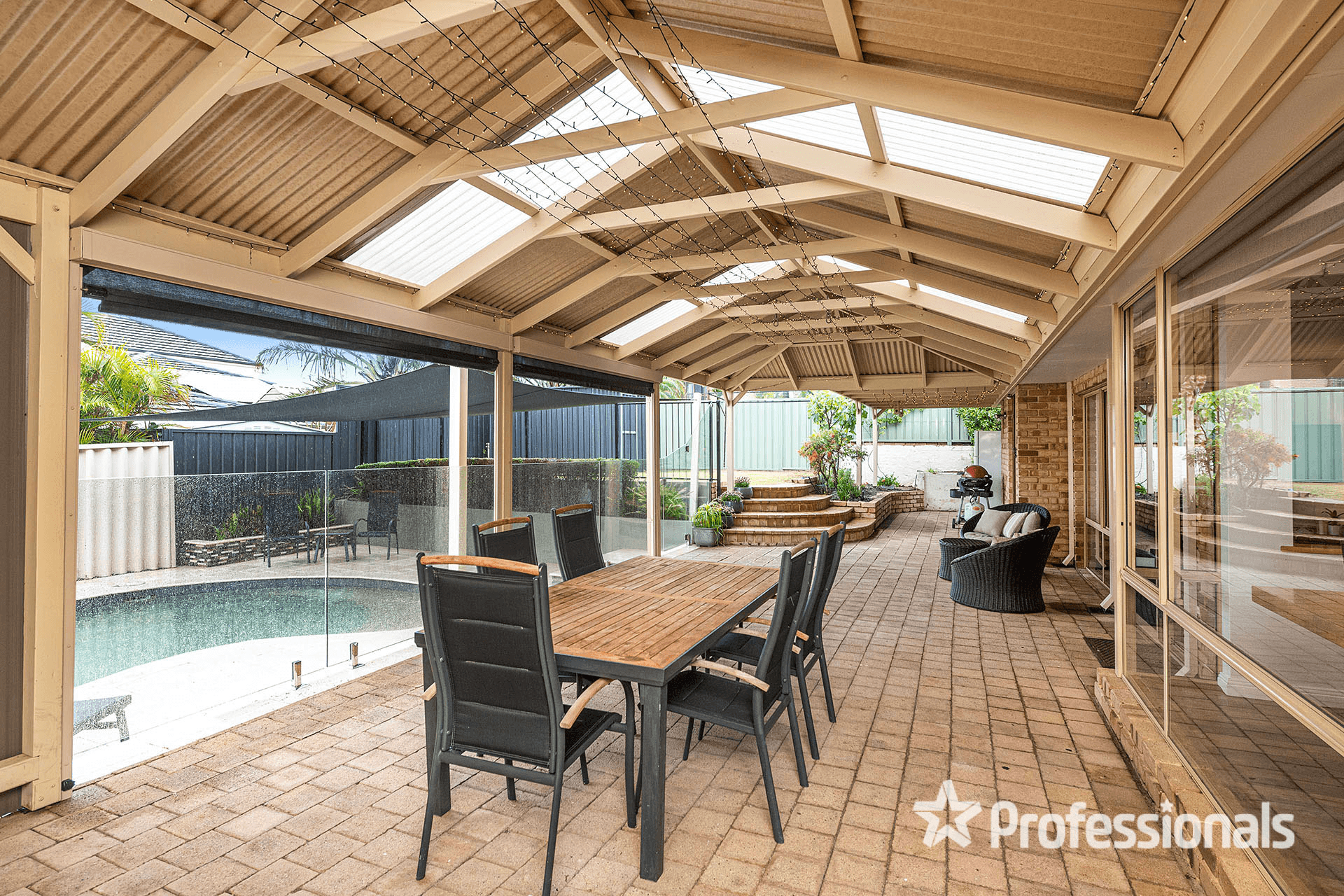 24 Dalton Crescent, KINGSLEY, WA 6026