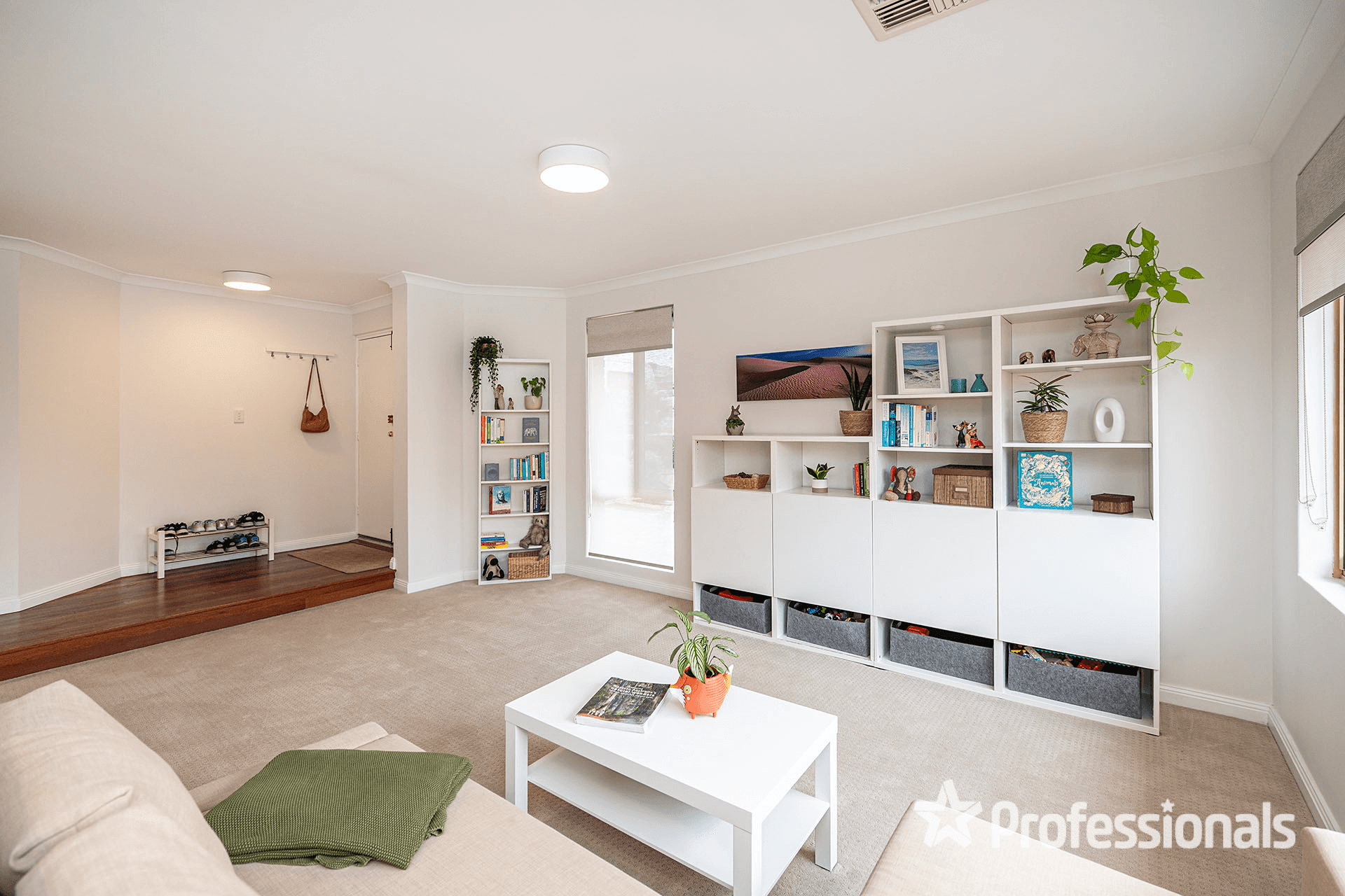 24 Dalton Crescent, KINGSLEY, WA 6026