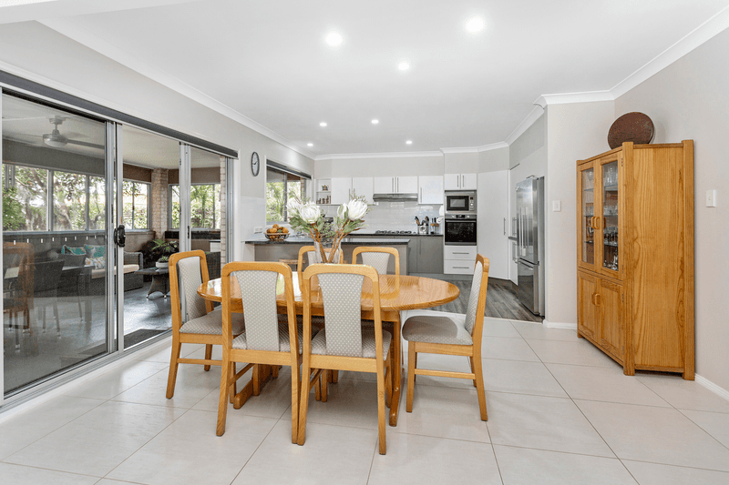 17 Hinchinbrook Drive, SHELL COVE, NSW 2529