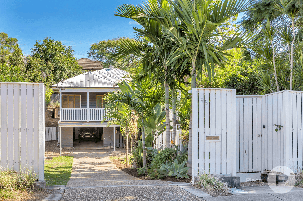 88 Lizzie Street, BARDON, QLD 4065