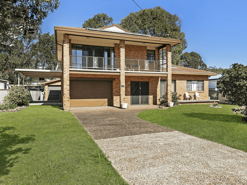 34 Tenth Avenue, BUDGEWOI, NSW 2262