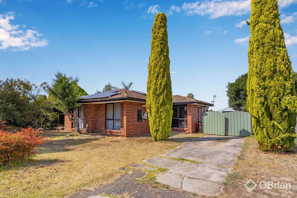 16 Grenville Place, Melton West, VIC 3337